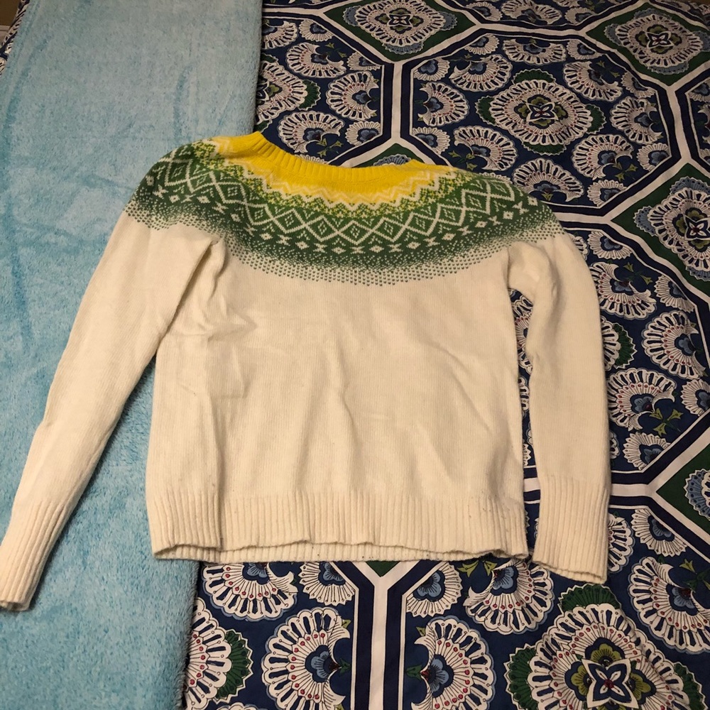 GAP festive sweater